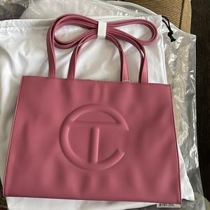 Medium Telfar corn beef